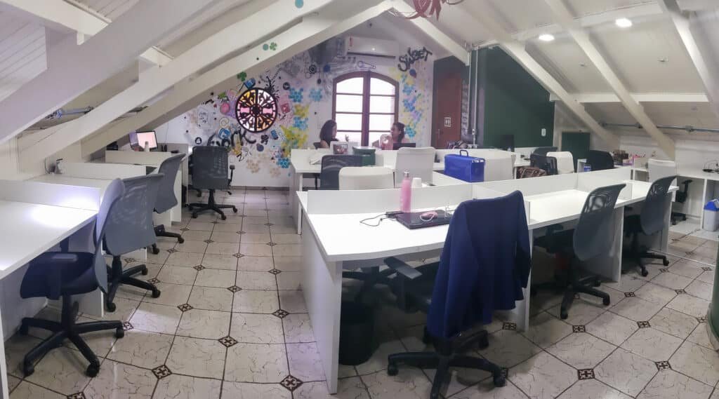 Smart Place Coworking Posição Fixa Teto